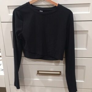 Chic Black Long Sleeve Crop Top